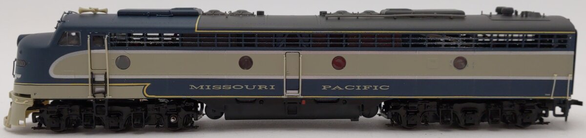 Proto 2000 8191 HO Scale Missouri Pacific E8/9 Diesel Locomotive #7020 VG/Box