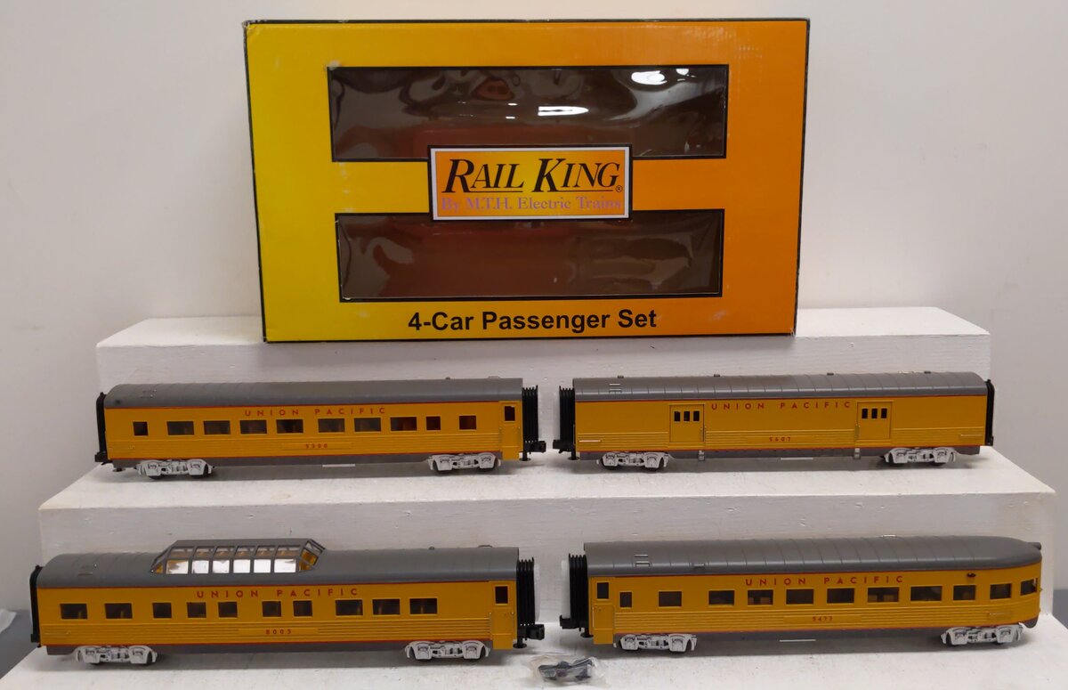 MTH 30-67735 O Union Pacific RailKing 60' Streamlined Passenger Cars (Set of 4)