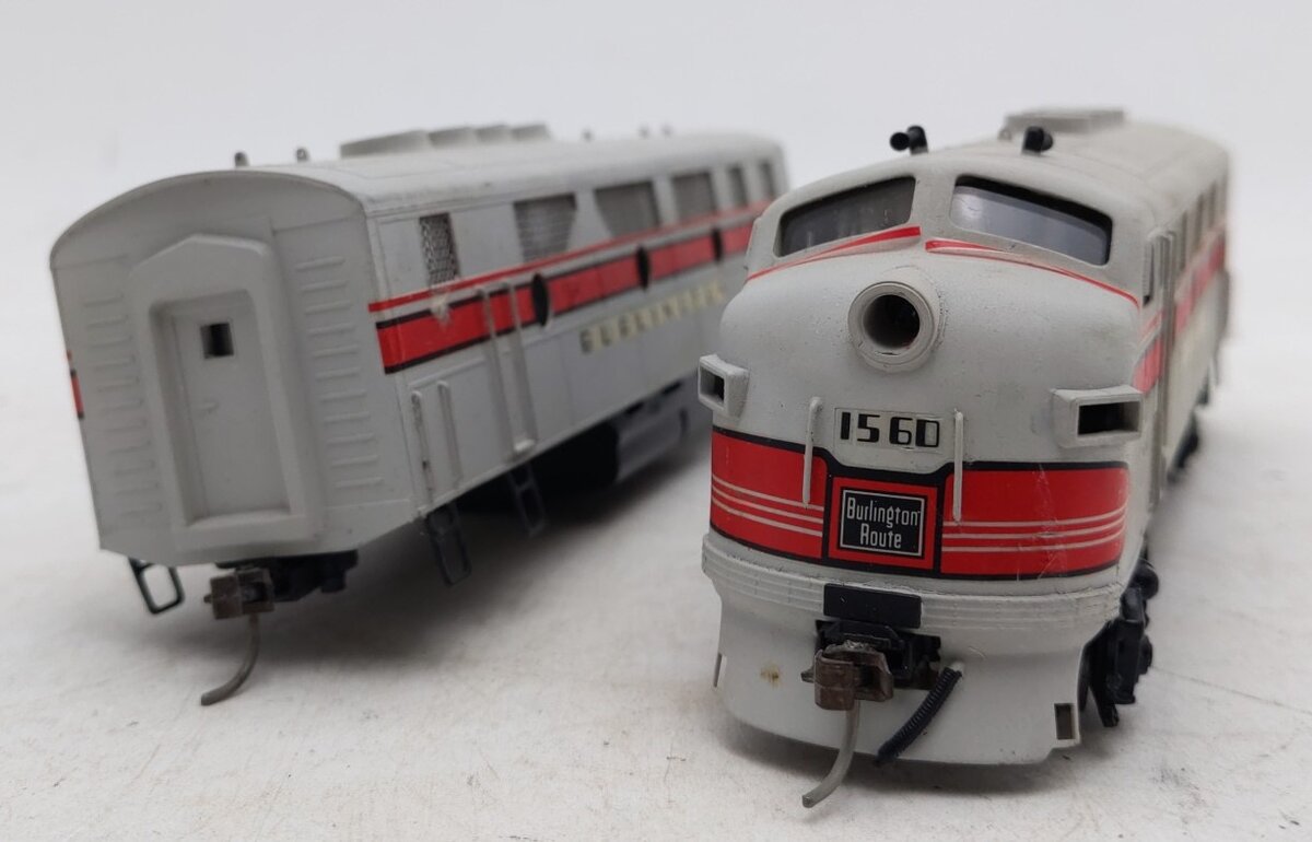 Hallmark Models HO Custom Burlington A&B Locomotive #1560 VG
