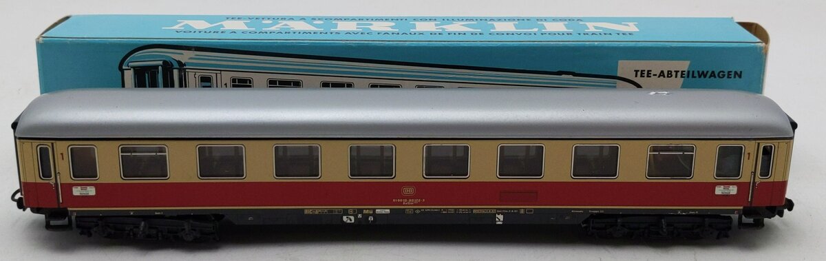 Marklin 4089 HO Scale Tee Compartment Coach W/Tail Lights