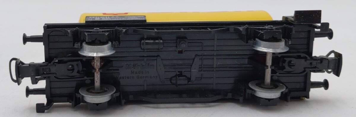 Marklin 4442 HO Scale Shell Tank Car