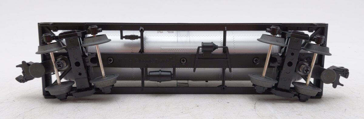MTH 30-7319 O Gauge Pennsylvania RR 3-Dome Tank Car #498748 LN/Box