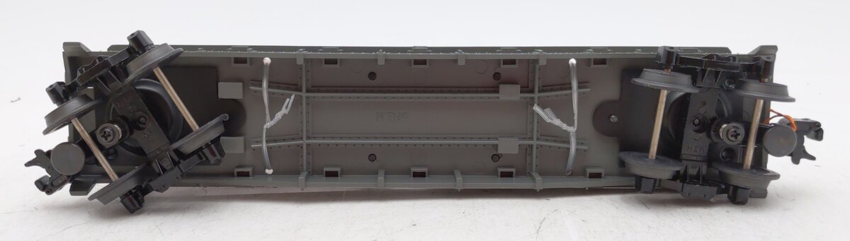 MTH 30-7610 O Gauge MTH Lines Flat Car with 2 Red Ertl '57 Chevys NIB