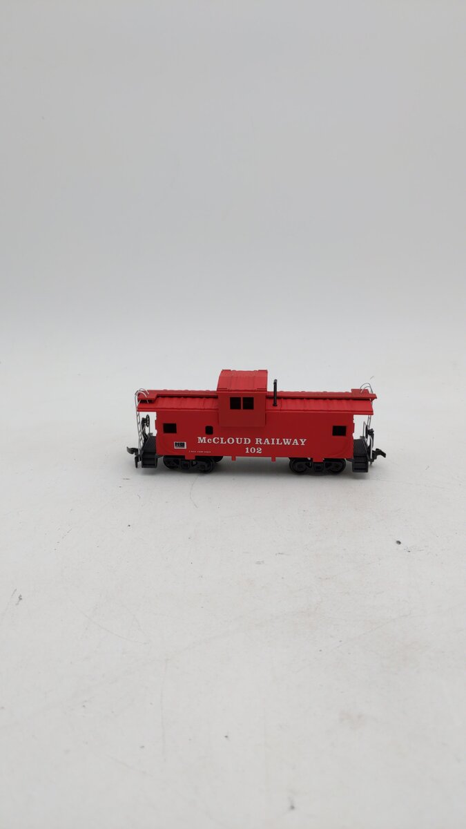 Athearn 5360-5 HO Scale 29' McCloud Railway Wide Vision Caboose #102