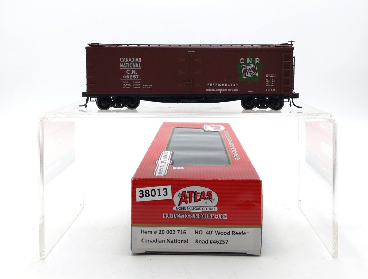 Atlas 20002716 HO Scale Canadian National 40' Wood Reefer #46257