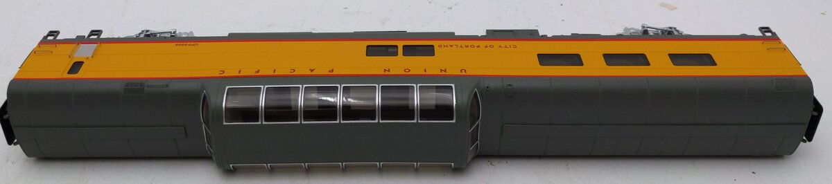 Walthers 920-18653 HO Union Pacific City of Portland 85' Lighted ACF Dome Diner LN/Box