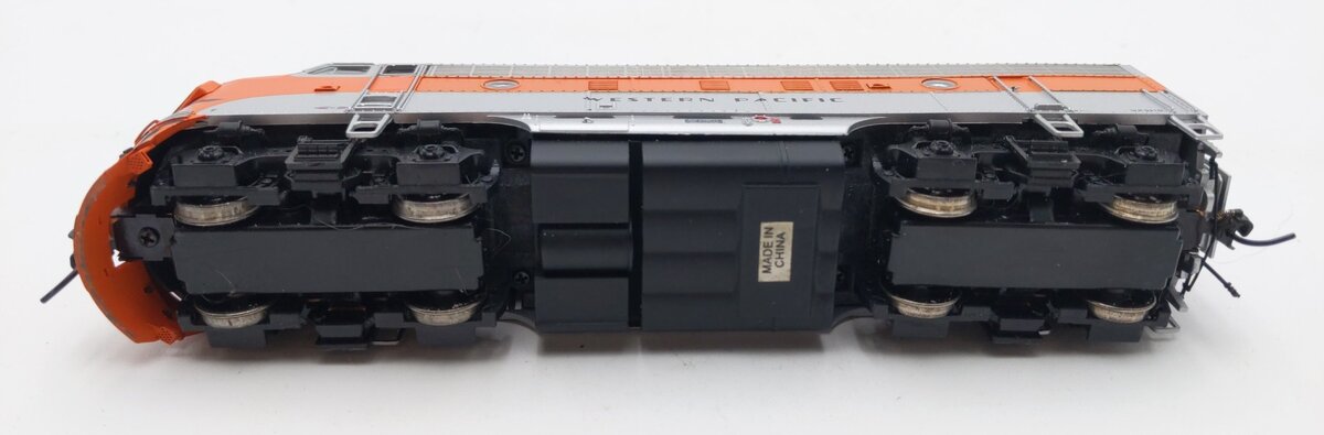 Broadway Limited 437A HO Western Pacific EMD Diesel Locomotive Powered F7 # 921D