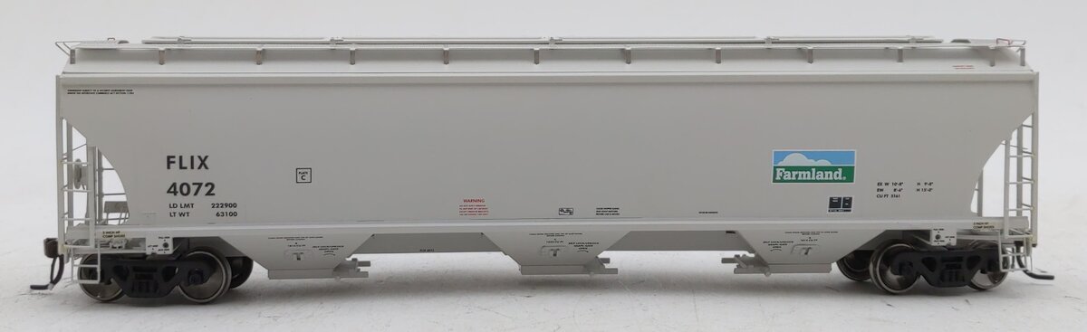 Athearn G4266 HO Farmland Industries Trinity 5161 Cu.Ft. Covered Hopper #4072