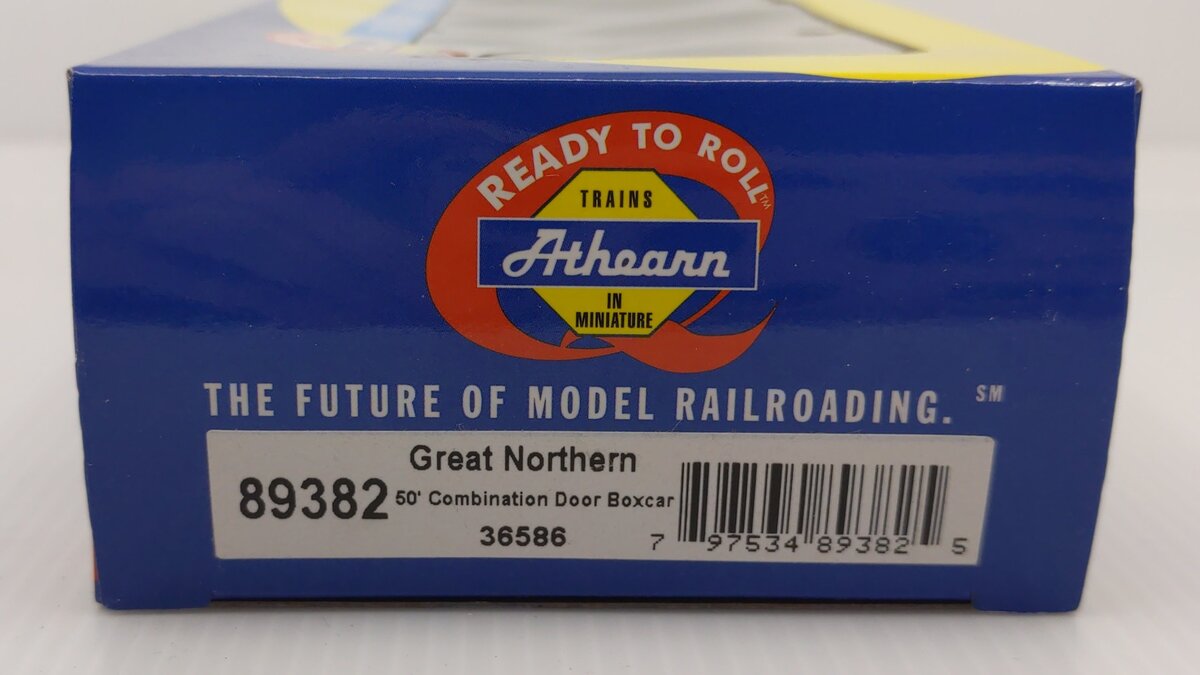 Athearn 89382 HO Great Northern 50' Combo Door Box Car #36586