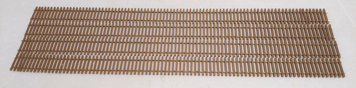 Micro Engineering O Scale 2-Rail House Of Duddy 36' Straight Track Sections [4] EX
