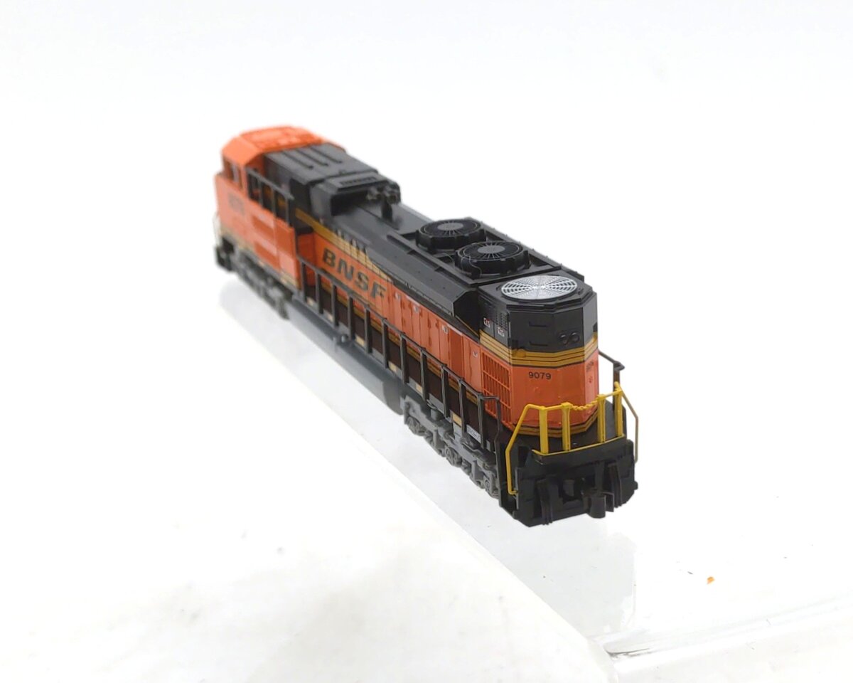 Kato 176-8527-S N BNSF EMD SD70ACe Diesel Locomotive #9079 w/LokSound DCC