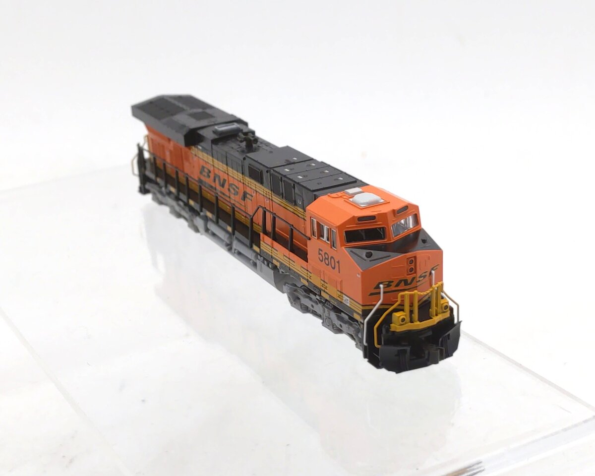 Kato 176-8952-DCC N BNSF "Swoosh" GE ES44AC Diesel Locomotive #5801 w/DCC