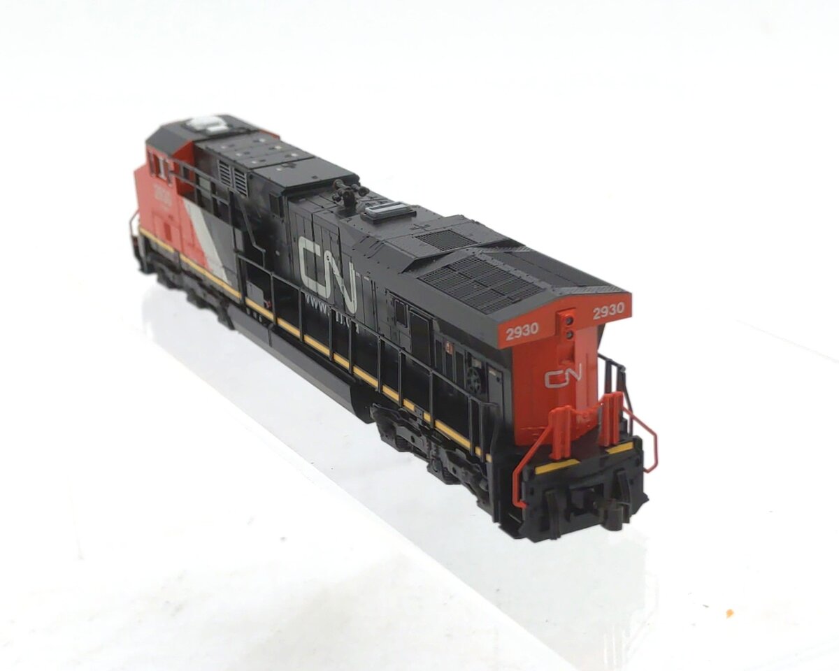 Kato 176-8951 N Scale Canadian National GE ES44AC Diesel Locomotive #2930