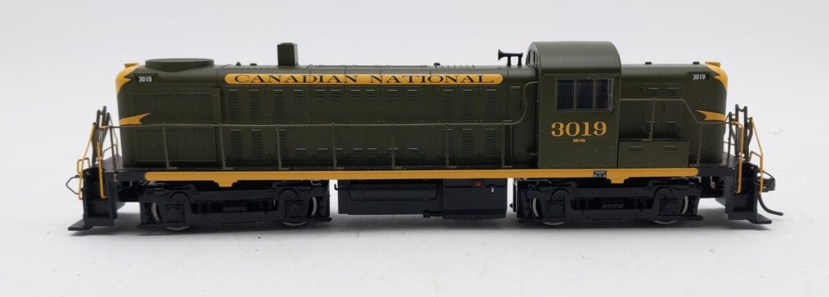 Bachmann 64207 HO Canadian National ALCO RS3 Diesel Locomotive DCC #3019