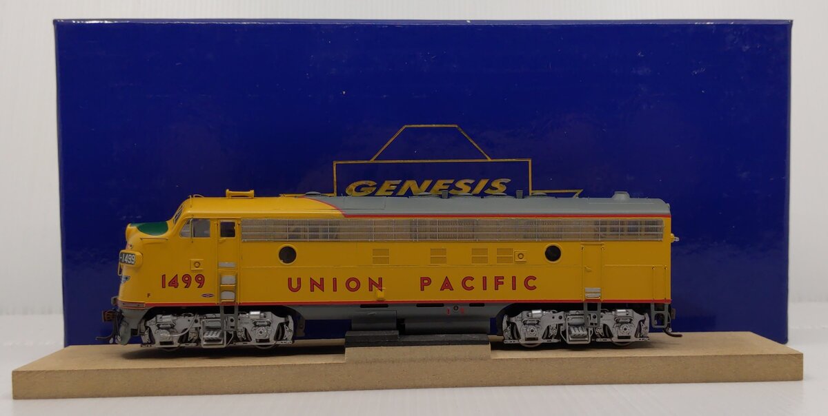 Athearn G22249 HO Scale Union Pacific FP7 Passenger Diesel Locomotive #1499