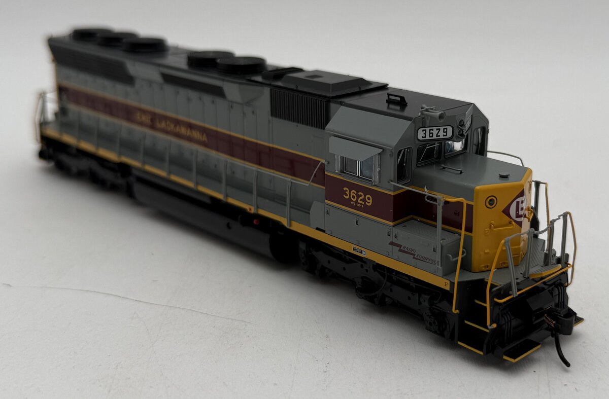 Walthers 920-48062 HO Erie Lackawanna SD45 Diesel Locomotive #3629 - Standard DC