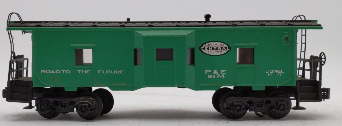 Lionel 6-9174 O New York Central P&E Bay Window Illuminated Caboose #9174 EX