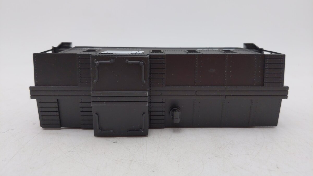 Lionel 6-9172 O Gauge Penn Central Lighted Caboose LN/Box