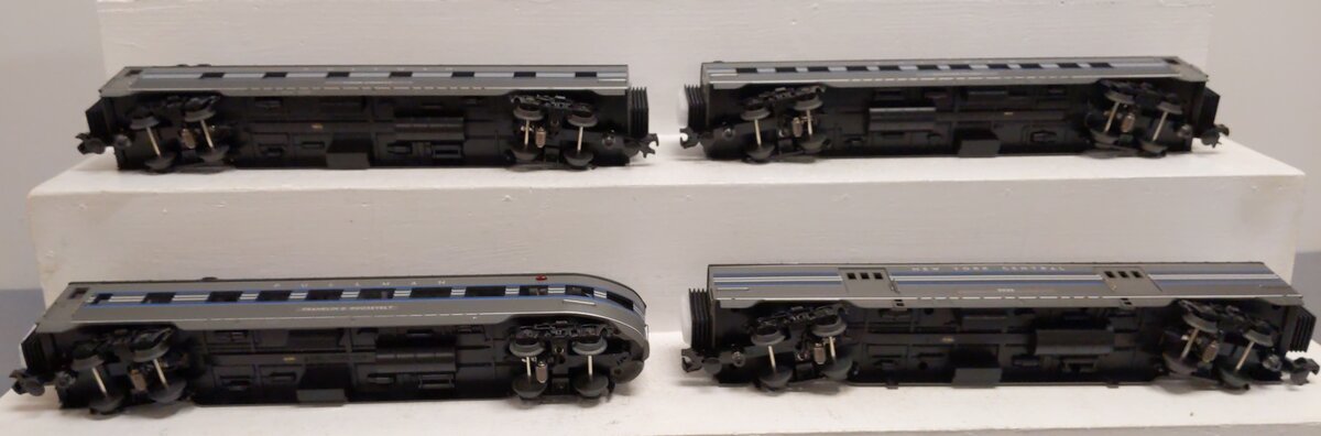 MTH 30-67755 O New York Central 60' Streamline Passenger Car Set (Set of 4)