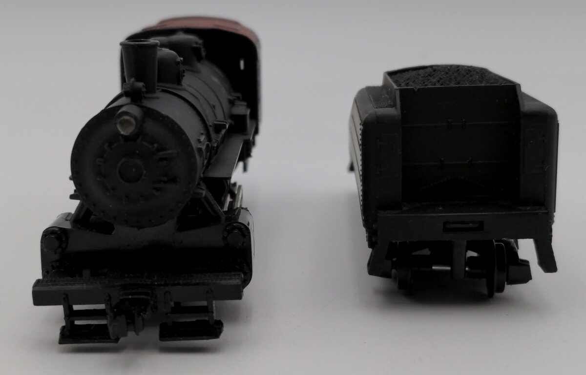 IHC 8005 HO Pennsylvania Railroad Switcher Steam Locomotive #1588 VG