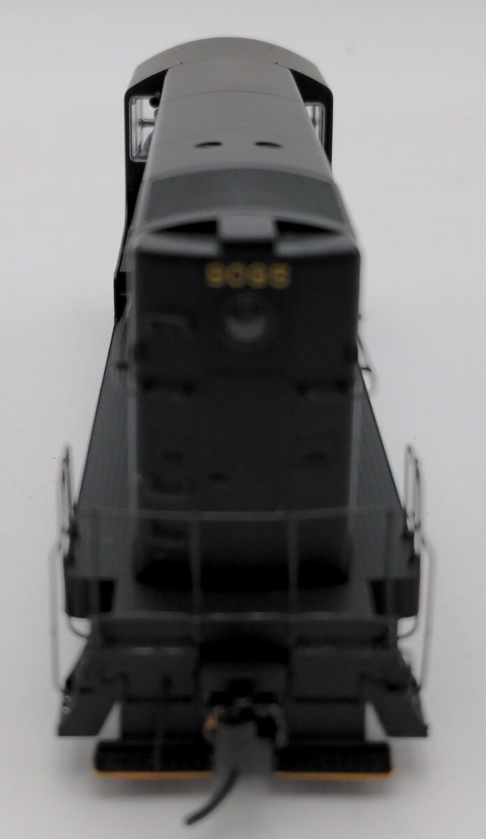 Walthers 40810 HO Pennsylvania Railroad Diesel Locomotive #9095