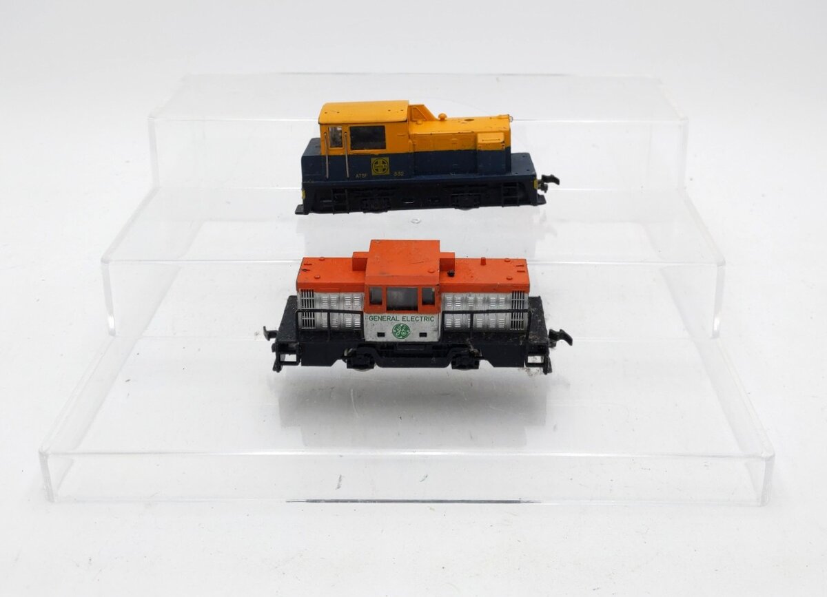 HO Scale Assorted Diesel Locomotives [2] VG