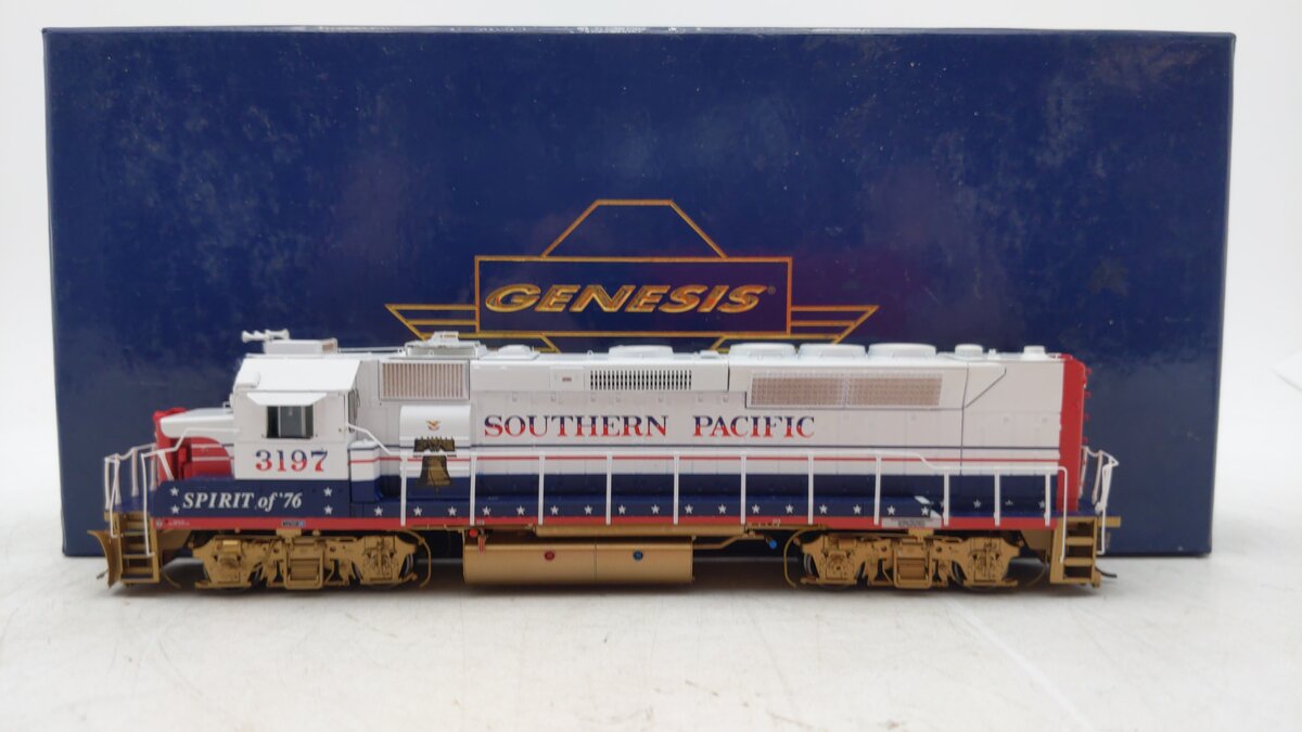 Athearn G40758 HO Southern Pacific GP40P-2 Diesel Locomotive #3197