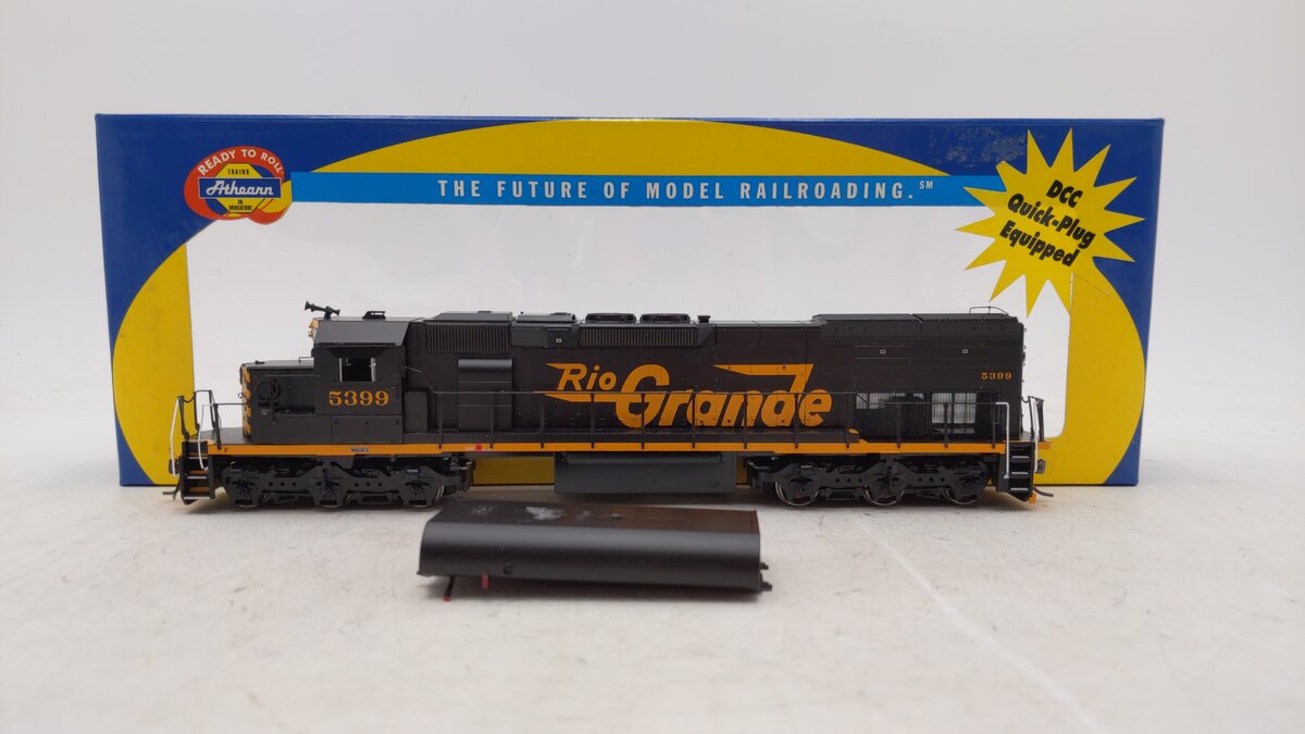 Athearn 95118 HO Scale Rio Grande SD40T-2 Diesel Locomotive #5399 EX/Box