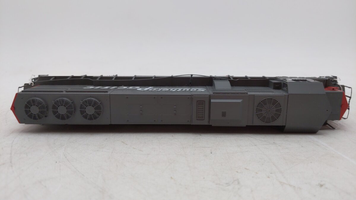 Walthers 910-10359 HO Southern Pacific EMD SD50 Diesel Locomotive #5514