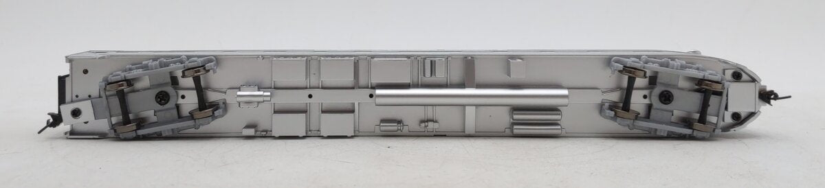 Walthers 910-30352 HO Santa Fe 85' Budd Observation Car