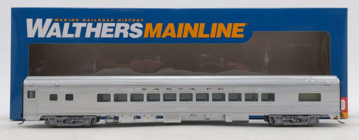 Walthers 910-30202 HO Scale Santa Fe 85' Budd Small-Window Coach Passenger Car