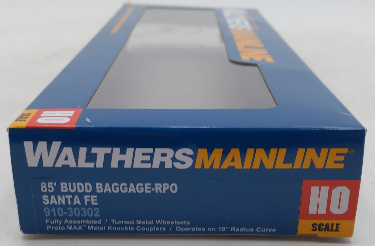 Walthers 910-30302 HO Santa Fe 85' Budd Baggage-Railway Post Office Car