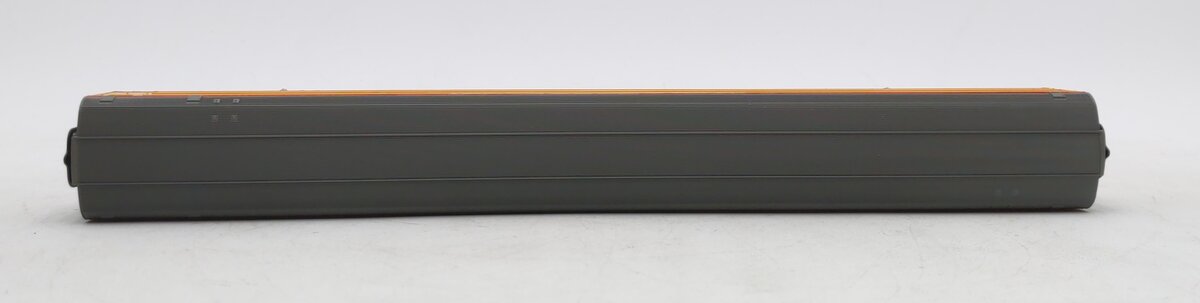 Walthers 910-30204 HO Scale Union Pacific 85' Budd Small-Window Coach Car LN/Box