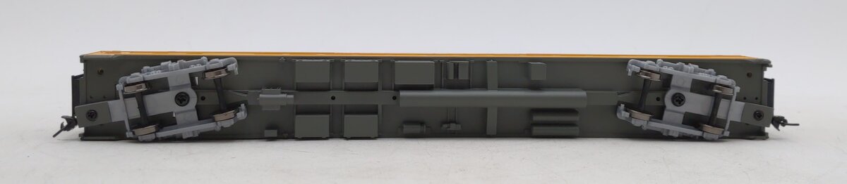 Walthers 910-30204 HO Scale Union Pacific 85' Budd Small-Window Coach Car LN/Box