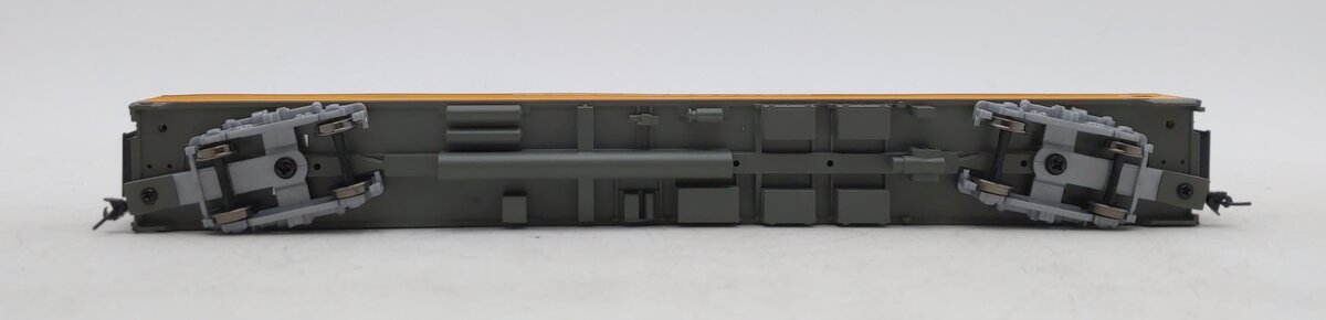 Walthers 910-30008 HO Scale Union Pacific 85' Budd Large-Window Coach Car LN/Box