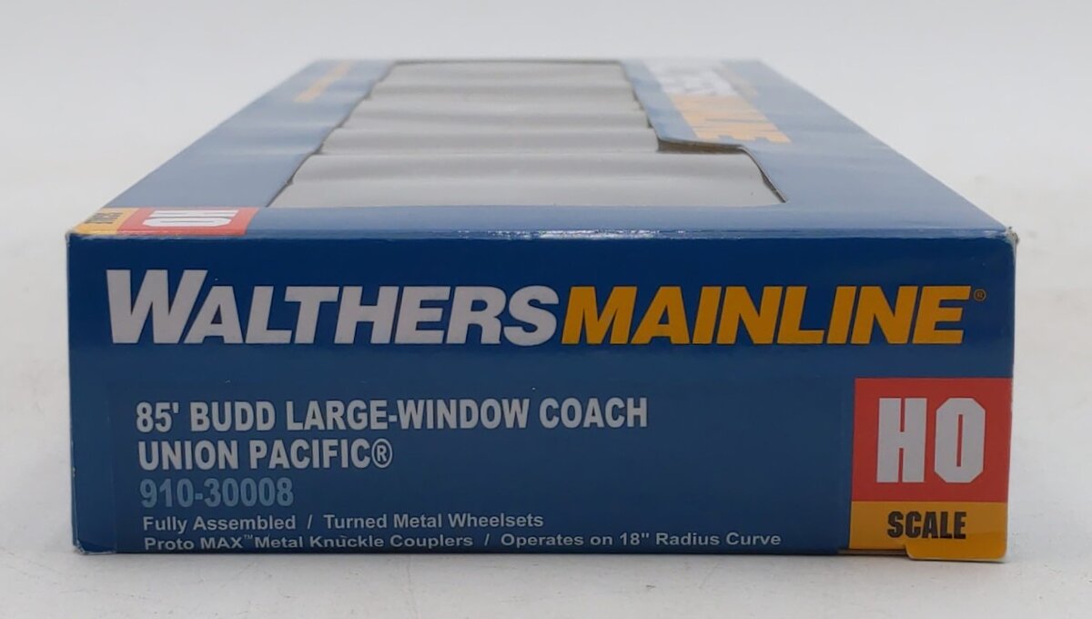 Walthers 910-30008 HO Scale Union Pacific 85' Budd Large-Window Coach Car LN/Box