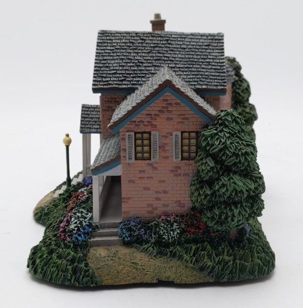 Hawthorne Village 79567  Lamplight "Moonlit Homestead" LN