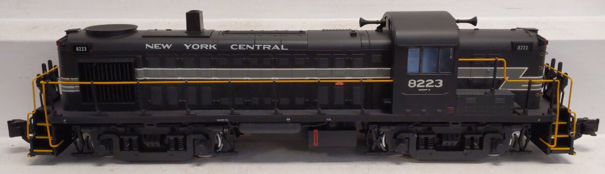 Aristo-Craft 22219 G Gauge New York Central RS-3 Diesel Locomotive #8223 EX/Box