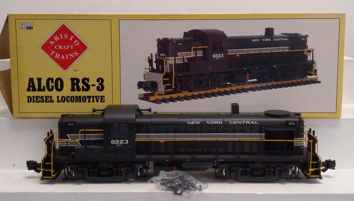 Aristo-Craft 22219 G Gauge New York Central RS-3 Diesel Locomotive #8223 EX/Box