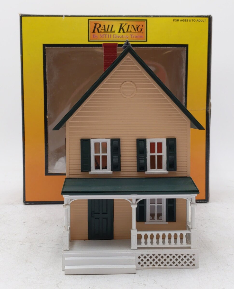 MTH 30-9045 O Assembled Row House W/Porch Cream W/Green Shutters
