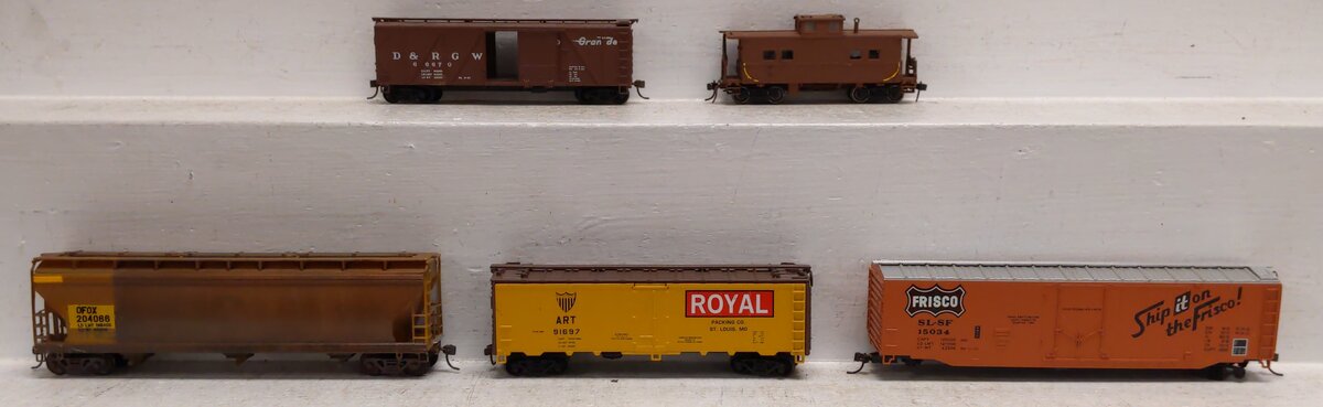 HO Scale Assorted Train Cars [5] VG