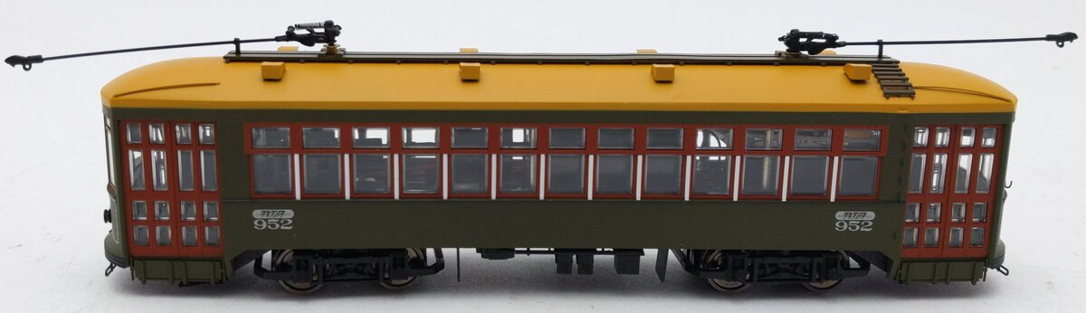 Bowser 6-12810 2-Truck Streetcar - Standard DC - Executive Line