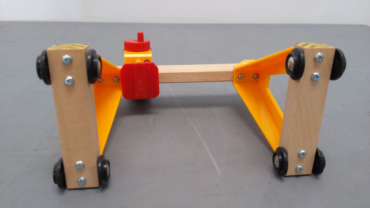 Brio Wooden Track Assembled Lay Out W/ Accessories EX
