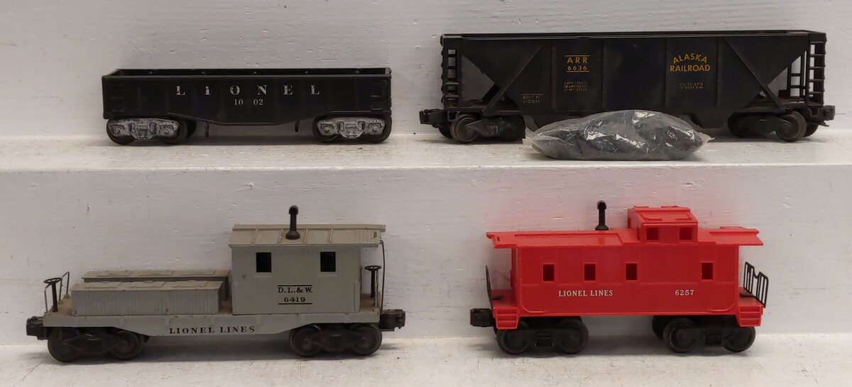Lionel Vintage O Assorted Freight Cars: 1002, 6257, 6419, 6636 [4] VG
