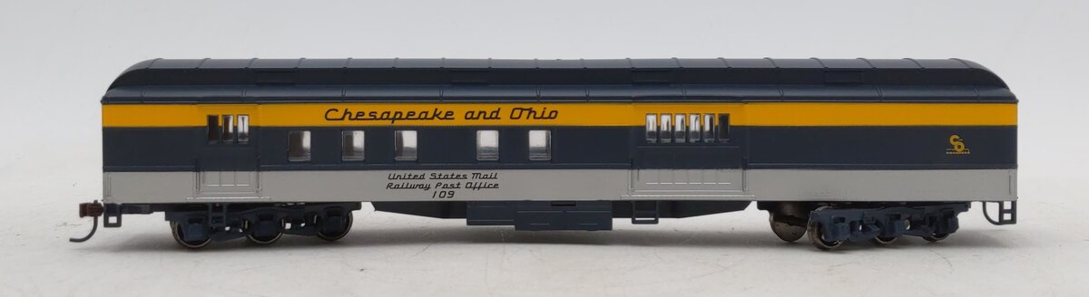 Athearn 79469 HO Chesapeake & Ohio Heavyweight RPO Ready to Run #109