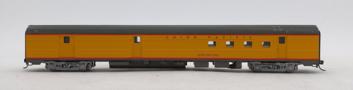 Walthers 910-30308 HO UP 85' Budd Baggage-Railway Post Office