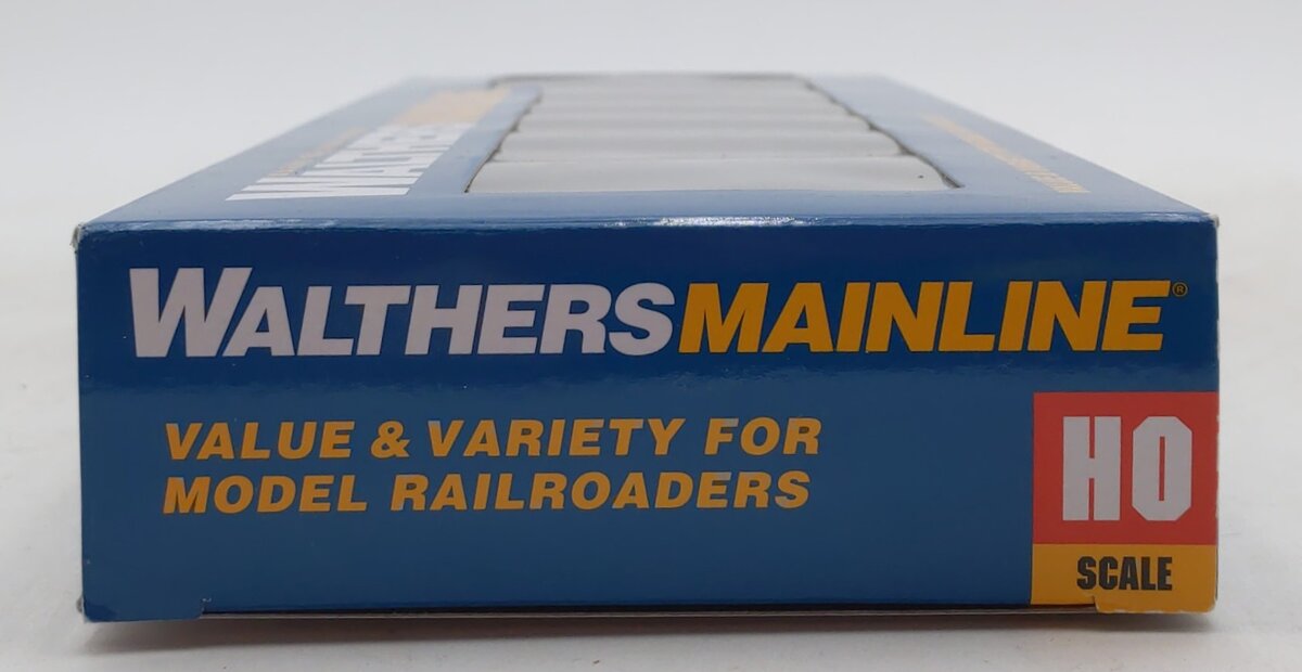 Walthers 910-30058 HO Scale Union Pacific 85' Budd Baggage/Lounge Passenger Car LN/Box