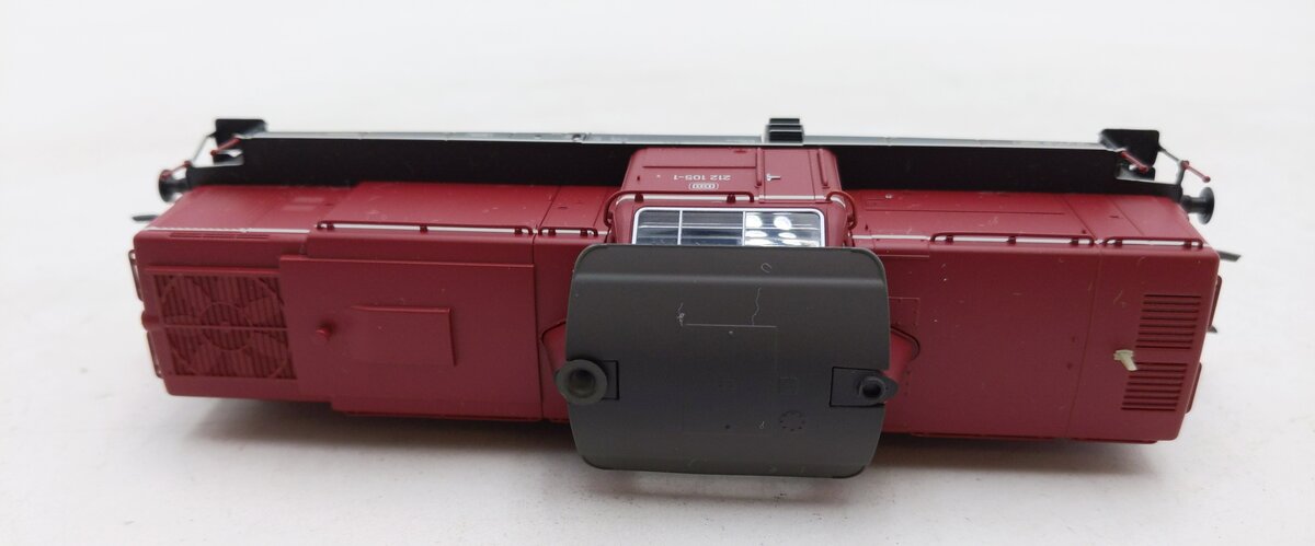 Marklin 37000 HO Scale DB Diesel Switcher #212 105-1