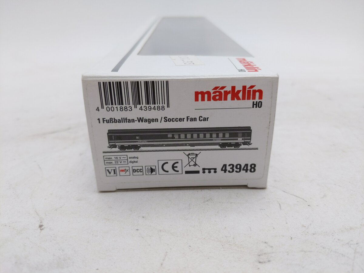 Marklin 43948 HO Euro Express Type WGmh 804/854 Entertainment Car