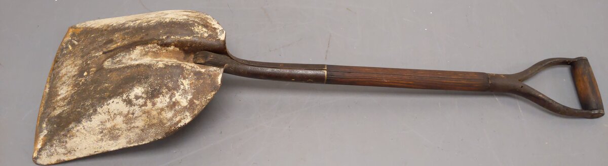 Vintage Erie Railroad Heat Treated Coal Shovel VG